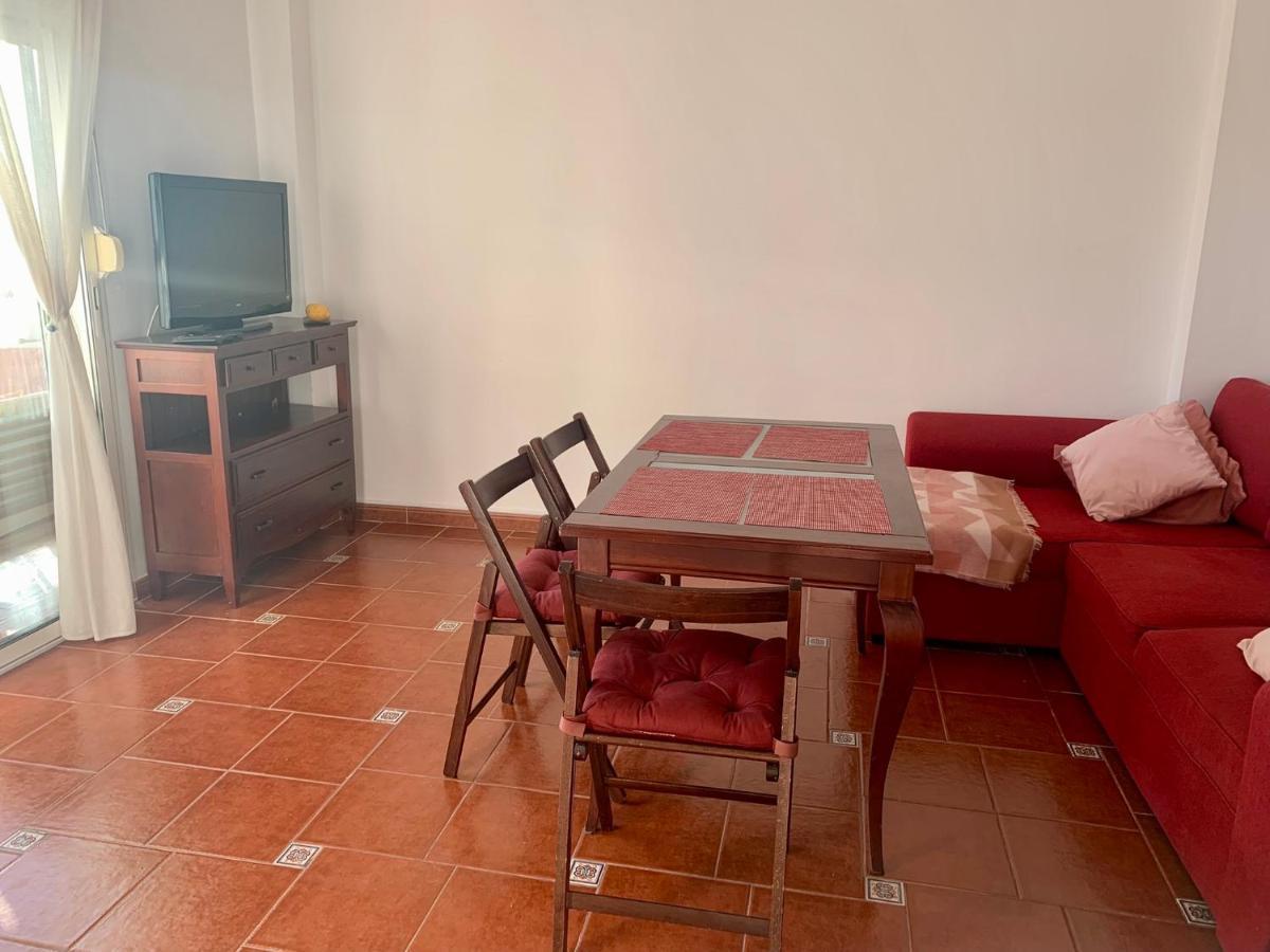 Seaview La Mata Pool&beach Apartment *