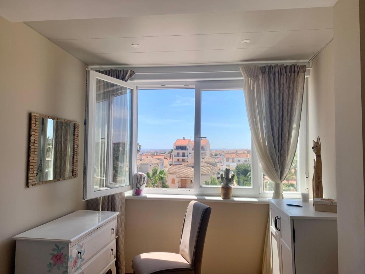 Seaview La Mata Pool&beach Apartment Torrevieja